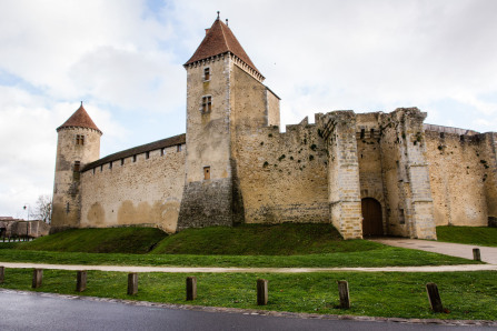 Château de Blandy-les-Tours Château de Blandy-les-Tours