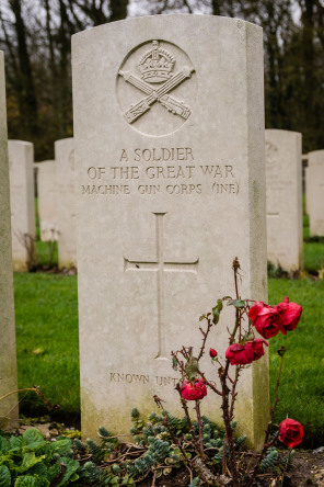 Mémorial de Vimy – Cimetière canadien Mémorial de Vimy – Cimetière canadien