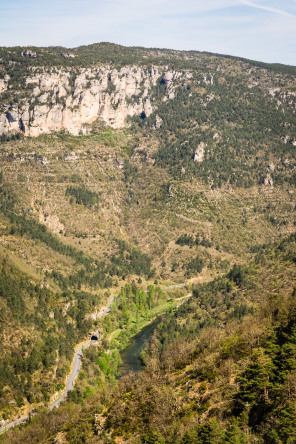 Randonnée sur les corniches du causse Méjean – Côté Tarn Randonnée sur les corniches du causse Méjean – Côté Tarn