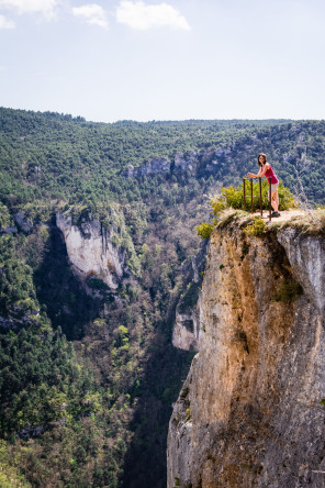 Randonnée sur les corniches du causse Méjean – Côté Jonte Randonnée sur les corniches du causse Méjean – Côté Jonte