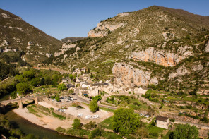 La Malène – Vue depuis la statue de la Vierge La Malène – Vue depuis la statue de la Vierge