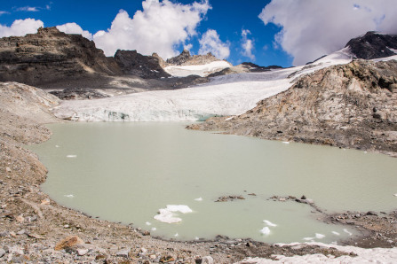 Randonnée jusqu'au lac du Grand Méan – Glacier du Grand Méan Randonnée jusqu'au lac du Grand Méan – Glacier du Grand Méan