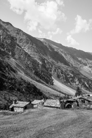 Randonnée du vallon de l'Avérole – Hameau d'Avérole Randonnée du vallon de l'Avérole – Hameau d'Avérole