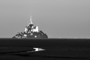 Vue du mont Saint-Michel depuis la D275 Vue du mont Saint-Michel depuis la D275