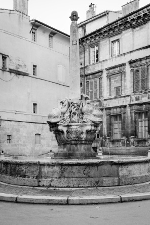 Aix-en-Provence – Fontaine des 4 dauphins
