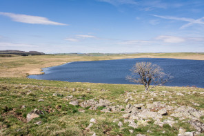 Randonnée des lacs – Lac de Saint-Andéol Randonnée des lacs – Lac de Saint-Andéol