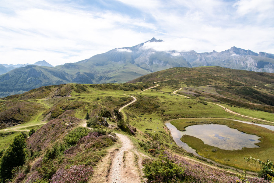 Randonnée du lac de Soum et de la crête de la Serre