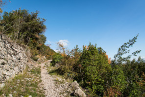 Randonnée du Pouzin au couvent des Chèvres Randonnée du Pouzin au couvent des Chèvres