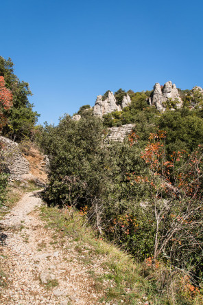 Randonnée du Pouzin au couvent des Chèvres Randonnée du Pouzin au couvent des Chèvres