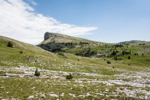 Trek autour des Hauts Plateaux – Entre le pas de la Coche et la fontaine de Creuson Trek autour des Hauts Plateaux – Entre le pas de la Coche et la fontaine de Creuson