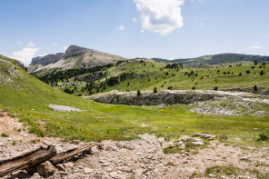 Trek autour des Hauts Plateaux – Fontaine de Creuson Trek autour des Hauts Plateaux – Fontaine de Creuson