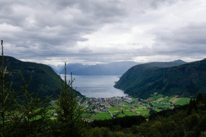 Vue de Vik depuis Storesvingen Fjellstove Vue de Vik depuis Storesvingen Fjellstove