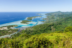 Vue depuis le mont Tapu Vue depuis le mont Tapu