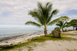 Plage à côté du marae Anini Plage à côté du marae Anini