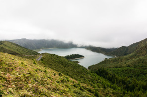 Lagoa do Fogo – Miradouro da Barrosa Lagoa do Fogo – Miradouro da Barrosa